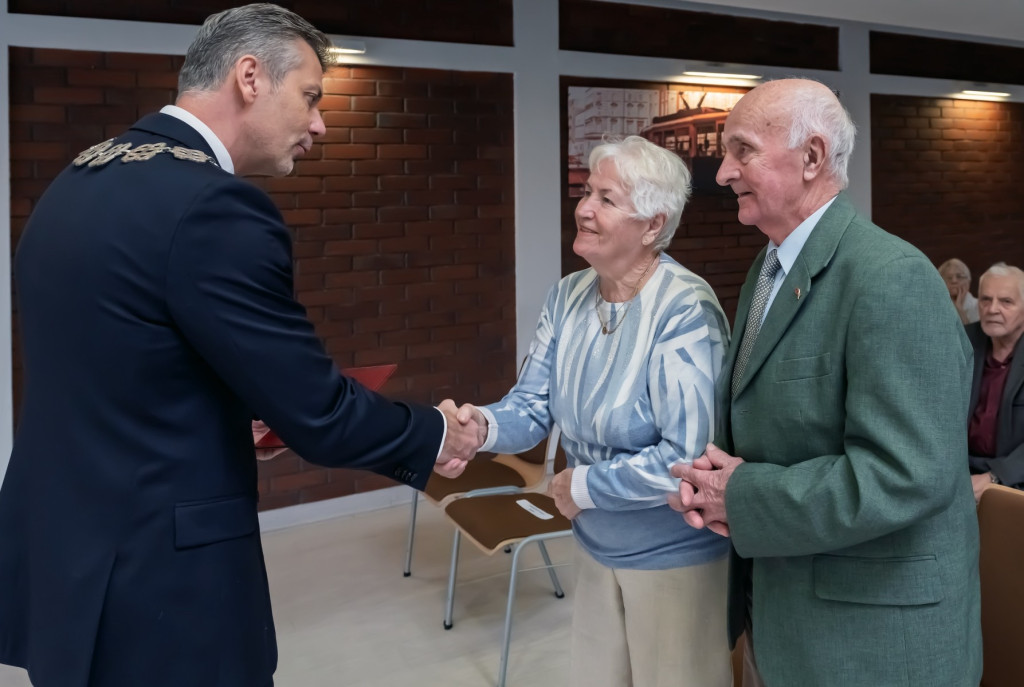 Jubileusze małżeńskie. Razem przez 60 i 65 lat [FOTO]