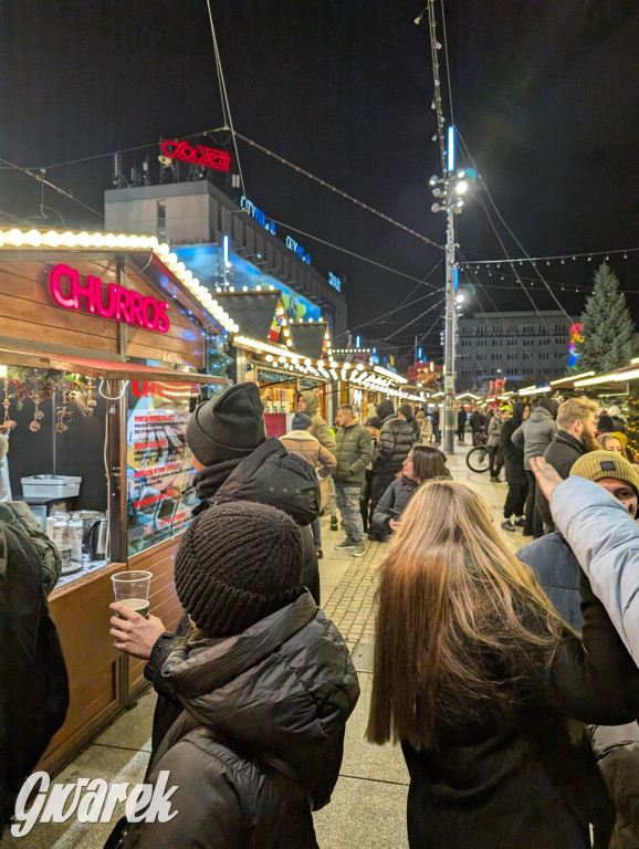 Poczuj magię świąt. Trwa Jarmark Bożonarodzeniowy