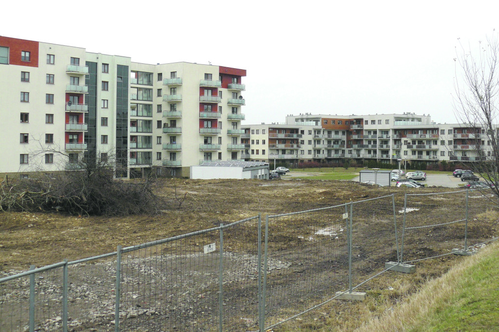 Tarnowskie Góry, Lasowice. Powstaje centrum handlowe