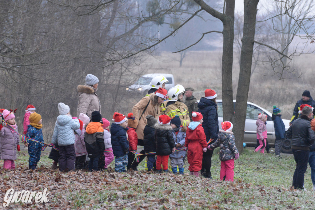 Mikołaj przyleciał do Nakła Śląskiego helikopterem [FOTO]