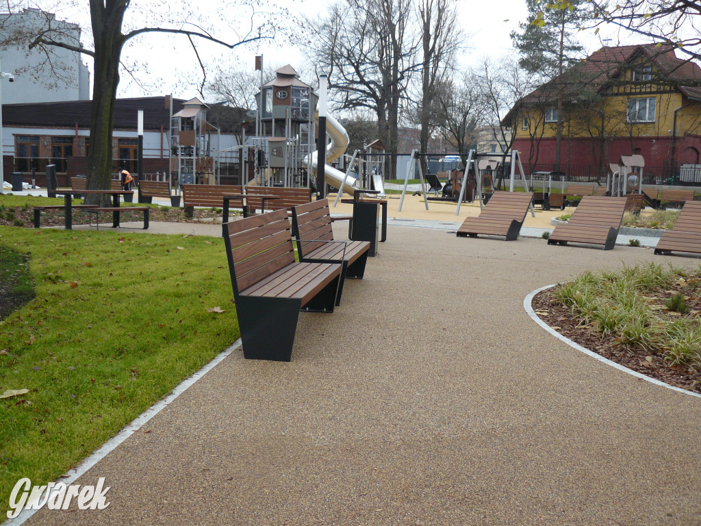 Tarnowskie Góry. Plac zabaw przy rondzie otwarty [FOTO]