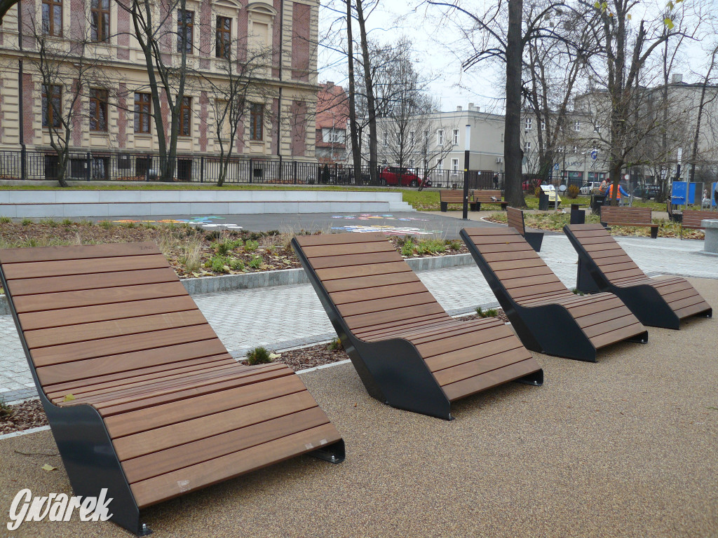 Tarnowskie Góry. Plac zabaw przy rondzie otwarty [FOTO]