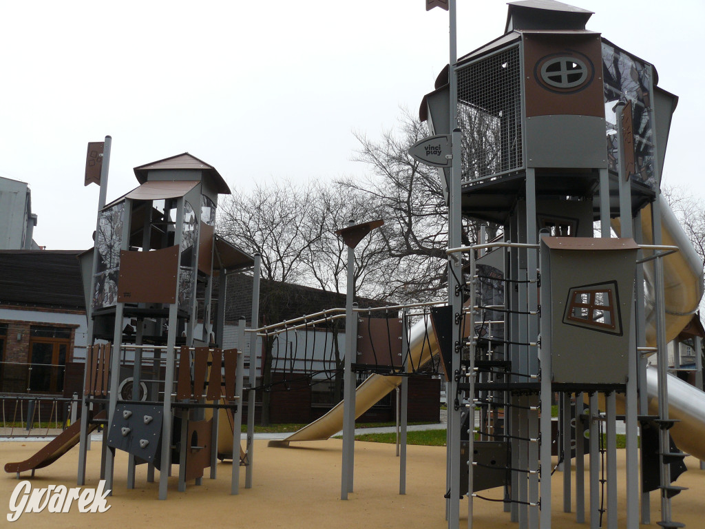 Tarnowskie Góry. Plac zabaw przy rondzie otwarty [FOTO]