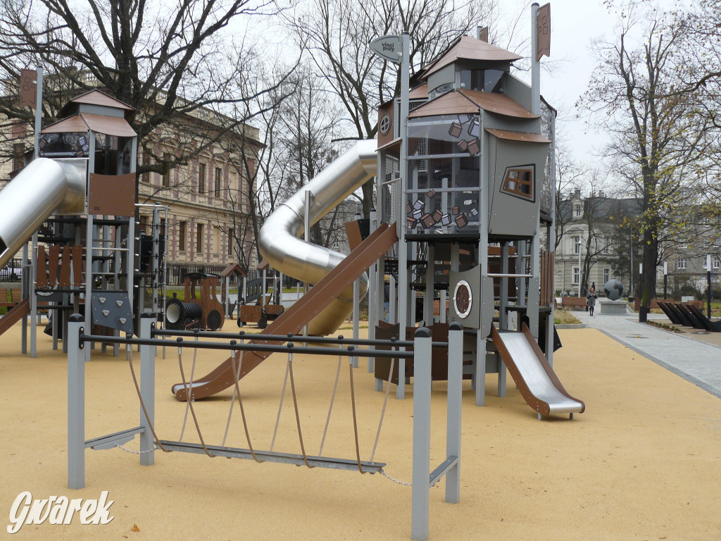 Tarnowskie Góry. Plac zabaw przy rondzie otwarty [FOTO]