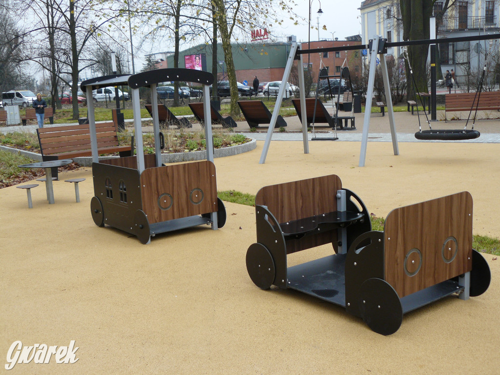 Tarnowskie Góry. Plac zabaw przy rondzie otwarty [FOTO]