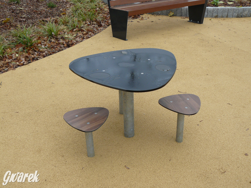 Tarnowskie Góry. Plac zabaw przy rondzie otwarty [FOTO]