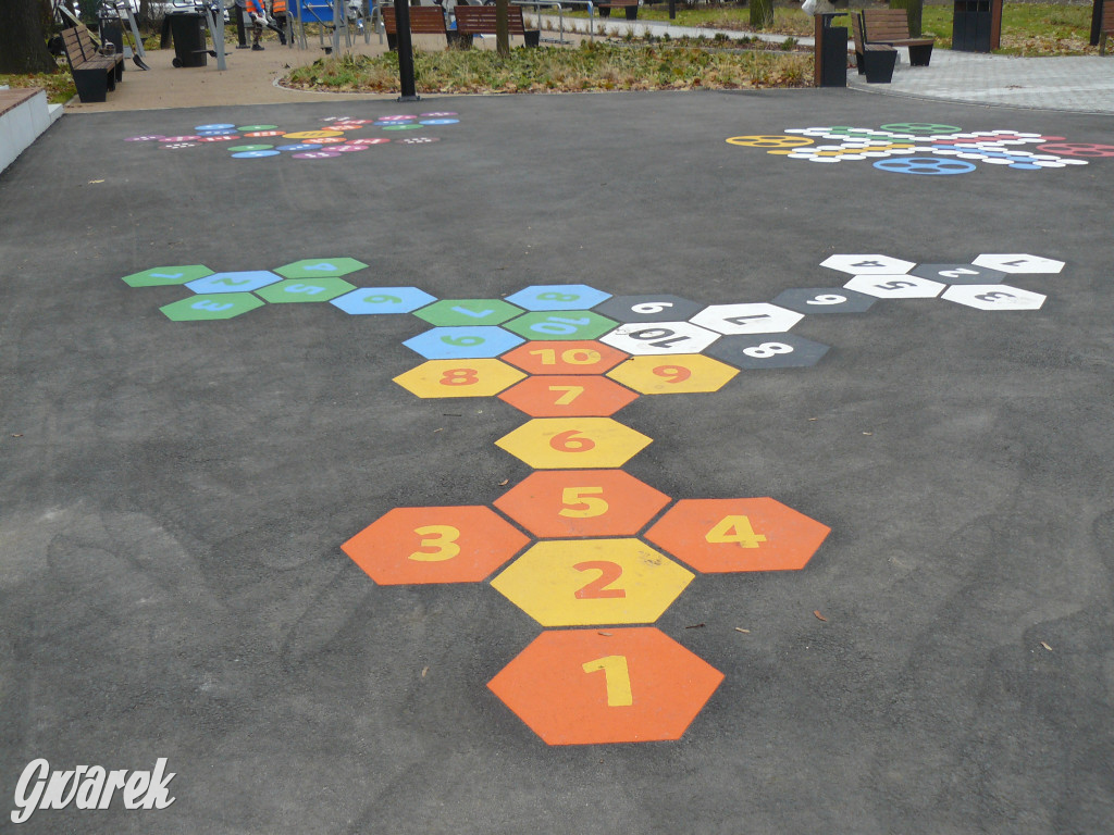 Tarnowskie Góry. Plac zabaw przy rondzie otwarty [FOTO]