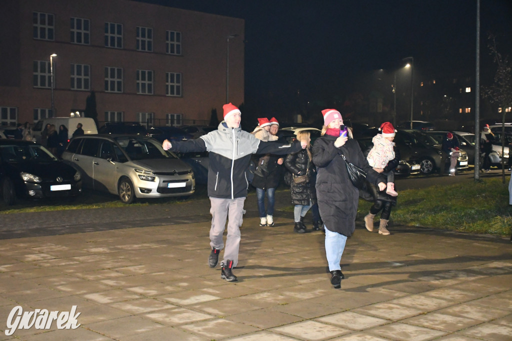 Radzionków. Mikołajki na rynku [ZDJĘCIA]