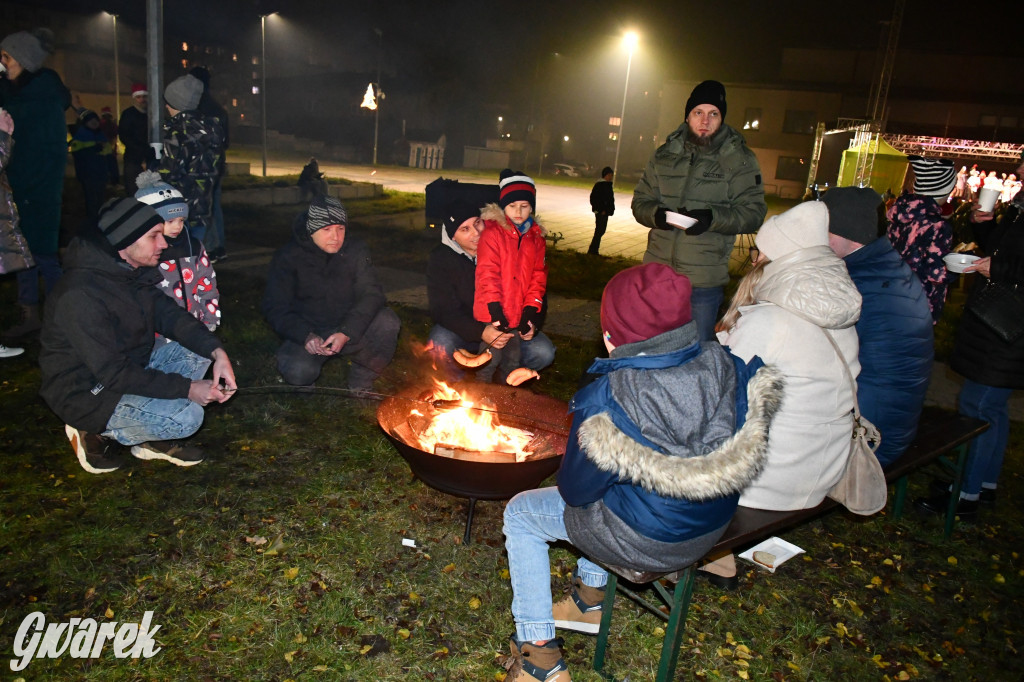 Radzionków. Mikołajki na rynku [ZDJĘCIA]