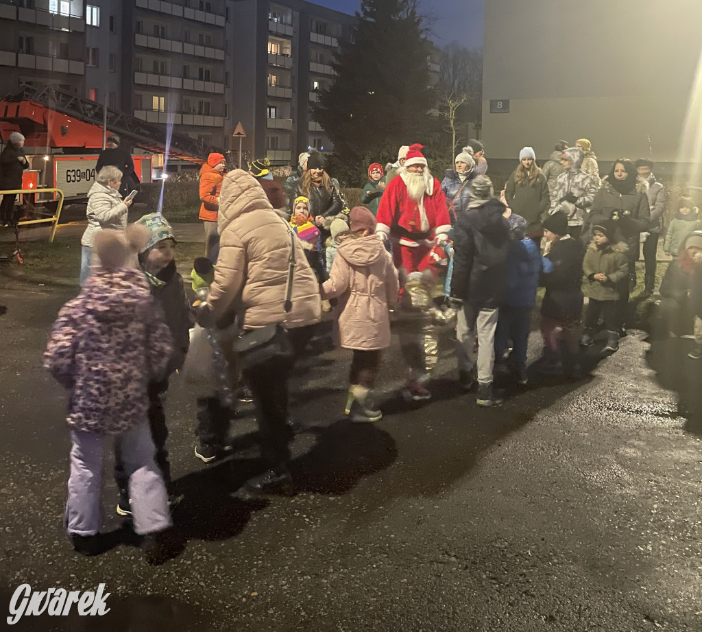 Strzybnica. Mieszkańcy stroili choinkę [ZDJĘCIA]