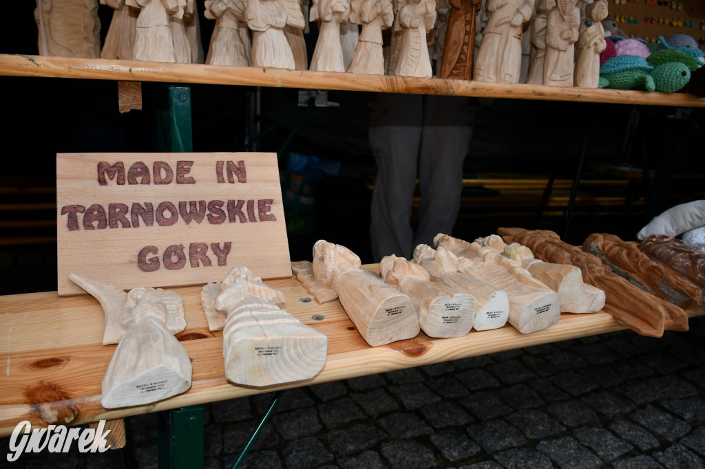 Tarnowskie Góry, rynek. Świąteczny jarmark [FOTO]