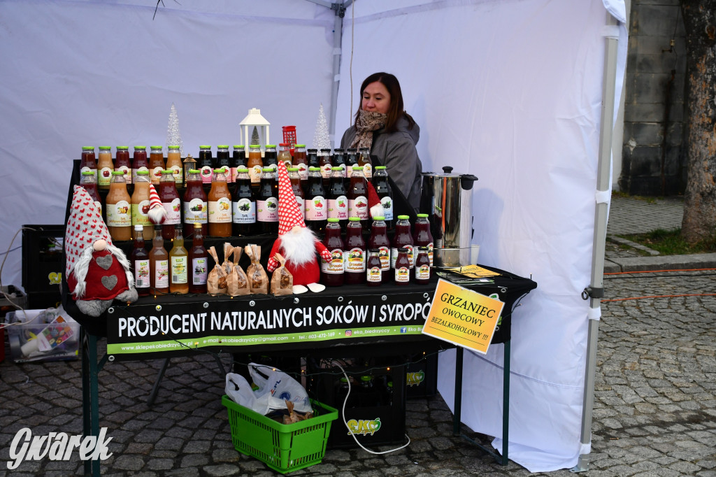 Tarnowskie Góry, rynek. Świąteczny jarmark [FOTO]