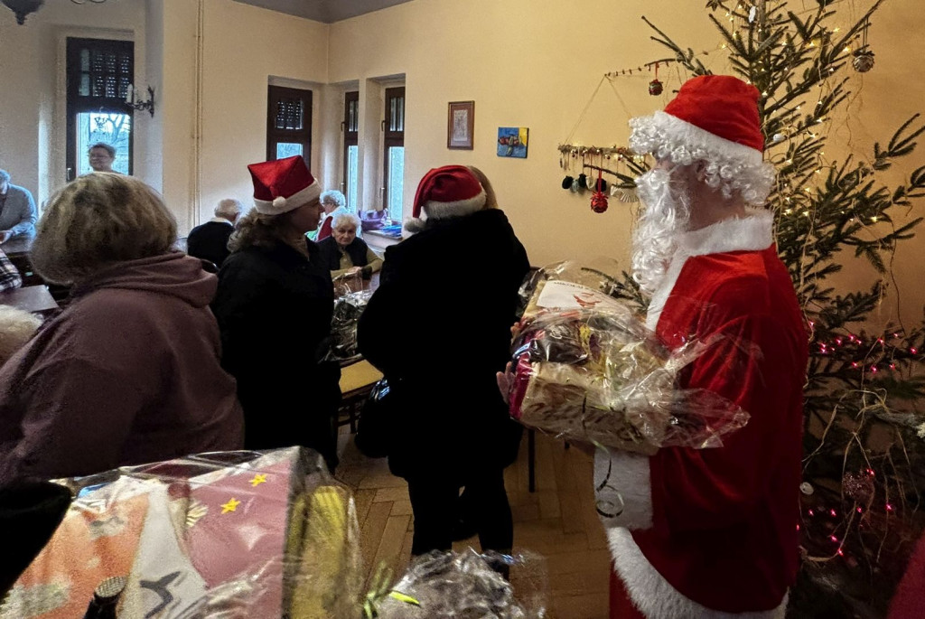 Sorbona z Tarnowskich Gór pomaga przed świętami