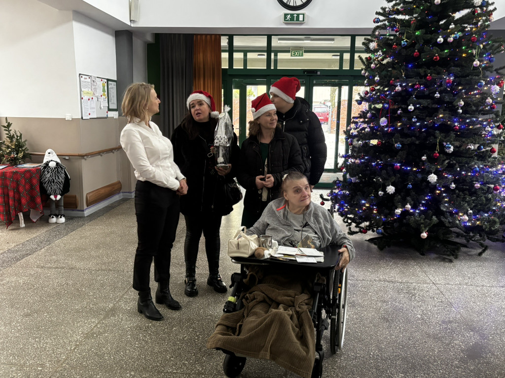 Sorbona z Tarnowskich Gór pomaga przed świętami