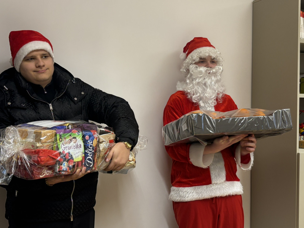 Sorbona z Tarnowskich Gór pomaga przed świętami