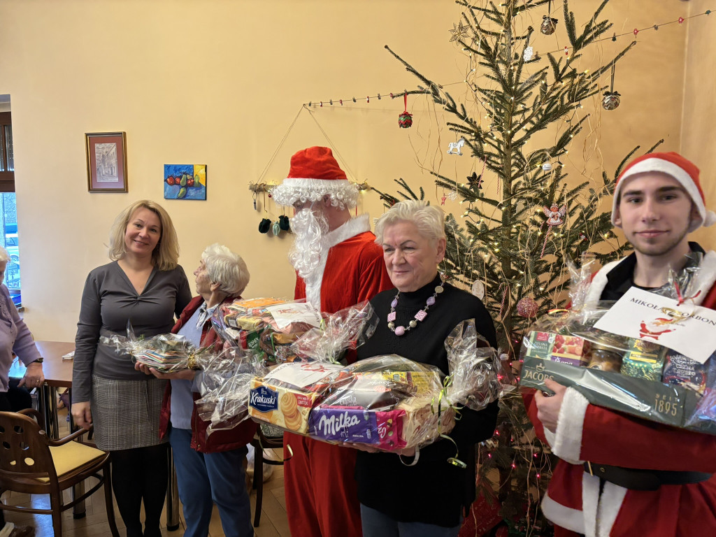 Sorbona z Tarnowskich Gór pomaga przed świętami