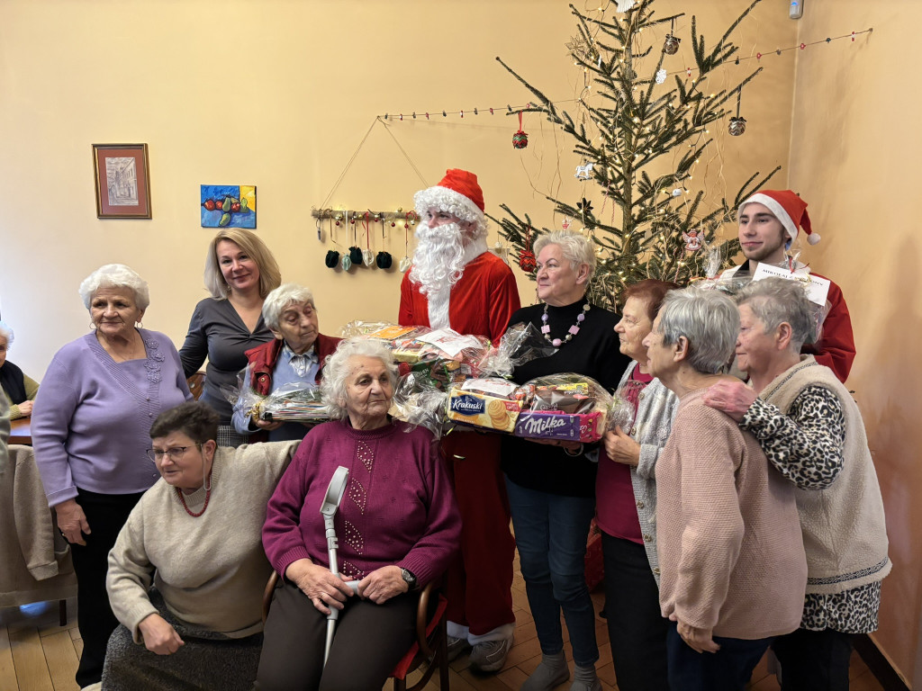 Sorbona z Tarnowskich Gór pomaga przed świętami