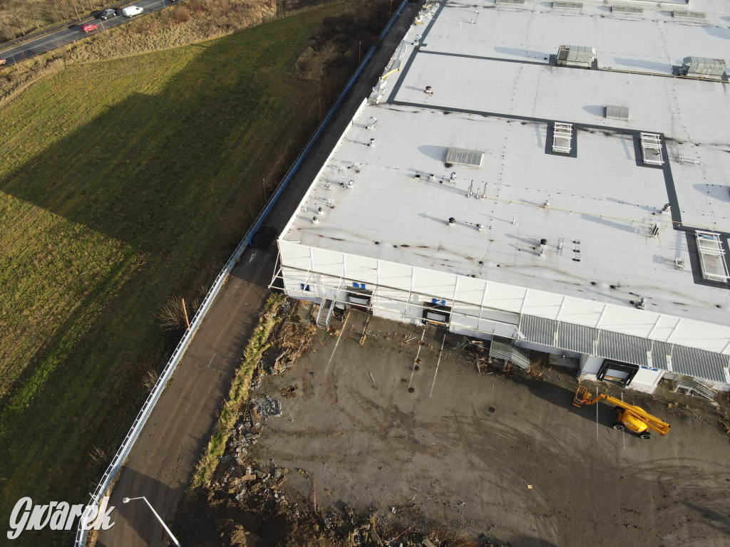 Tarnowskie Góry, dawne Tesco. Trwa rozbiórka
