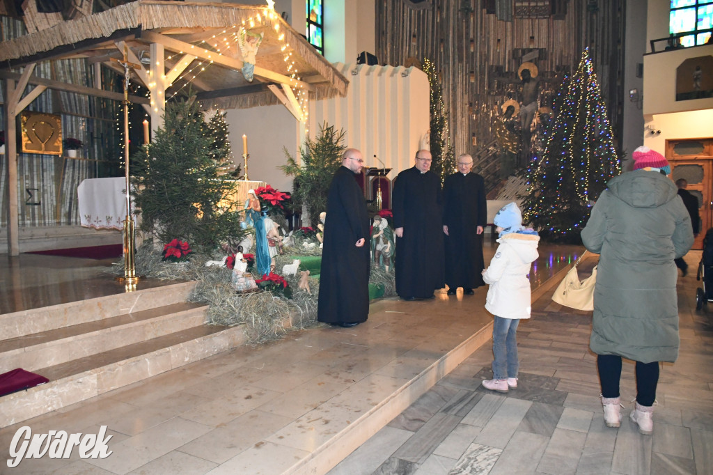 Radzionków, Rojca. Szopka i życzenia proboszcza