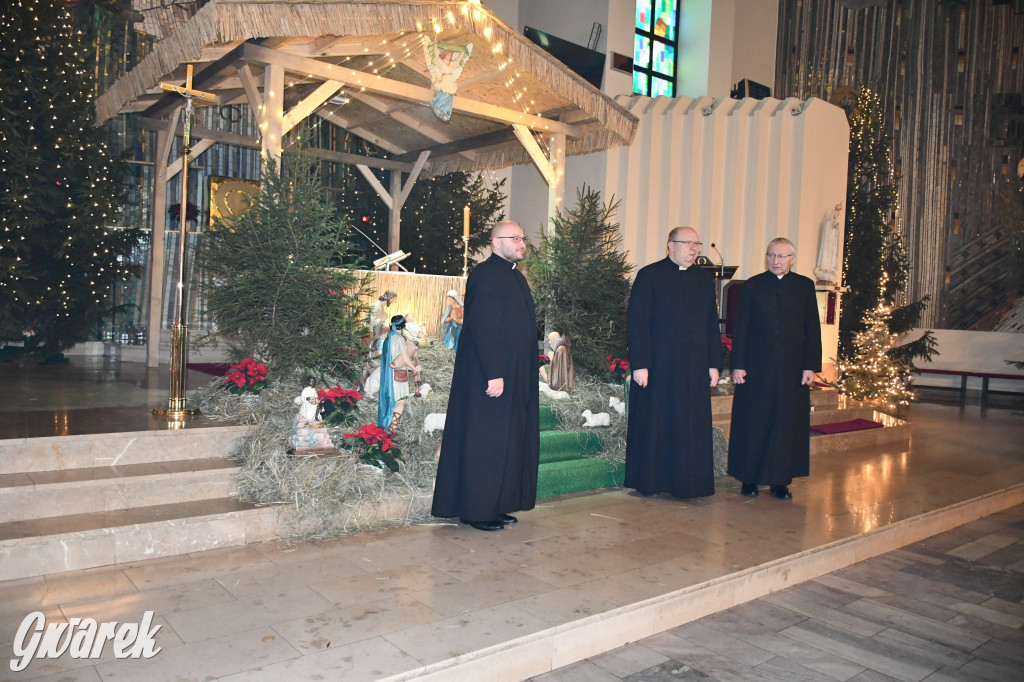 Radzionków, Rojca. Szopka i życzenia proboszcza