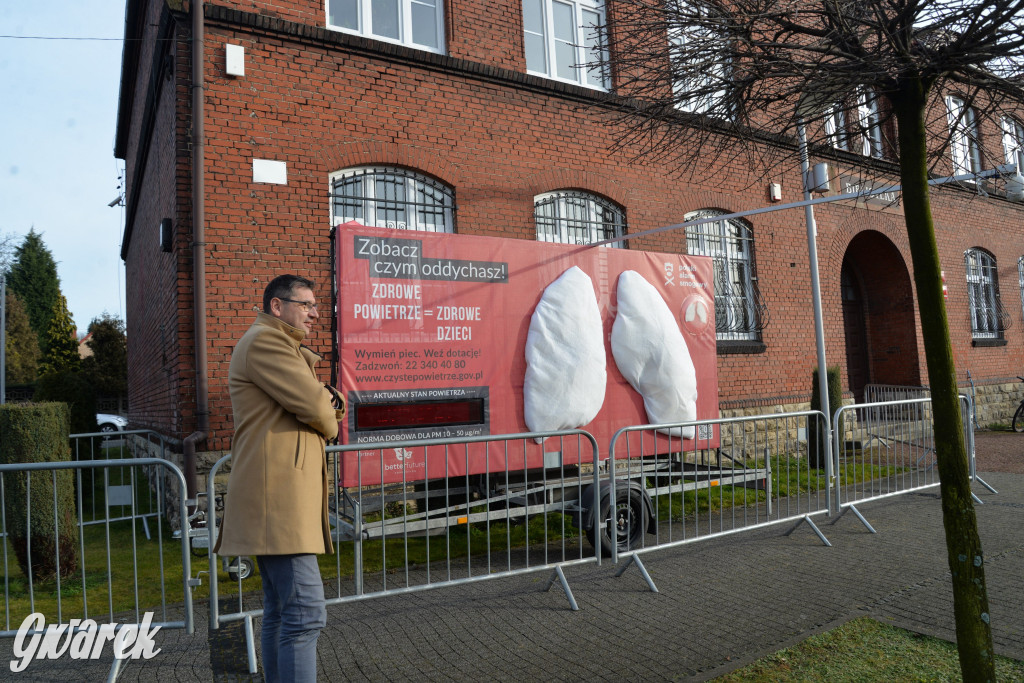 Radzionków. Mobilne płuca na Kużaja. Będą czarne?