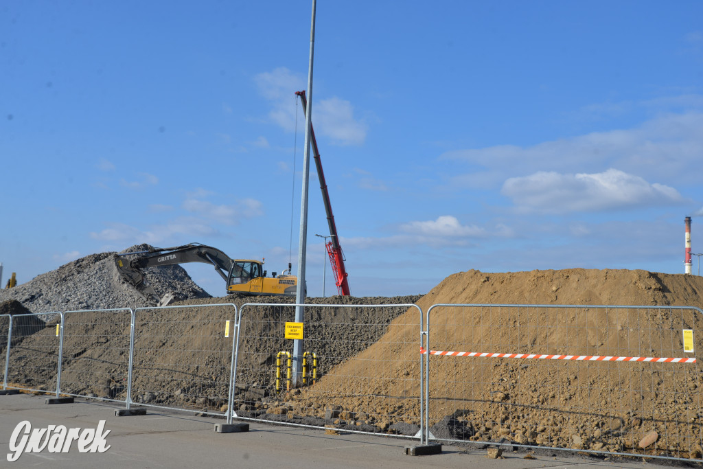 Byłe Tesco. Jest demolka, ma być park handlowy