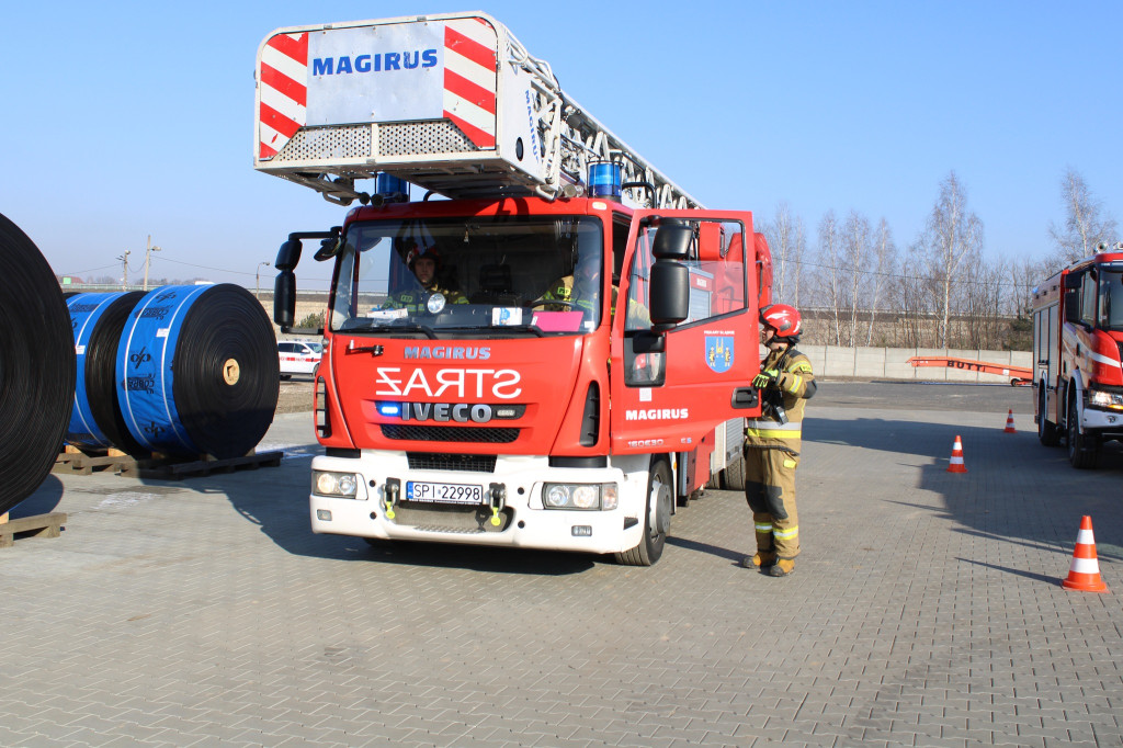 Piekary Śl. Ćwiczenia  w zakładzie Cobra Europa