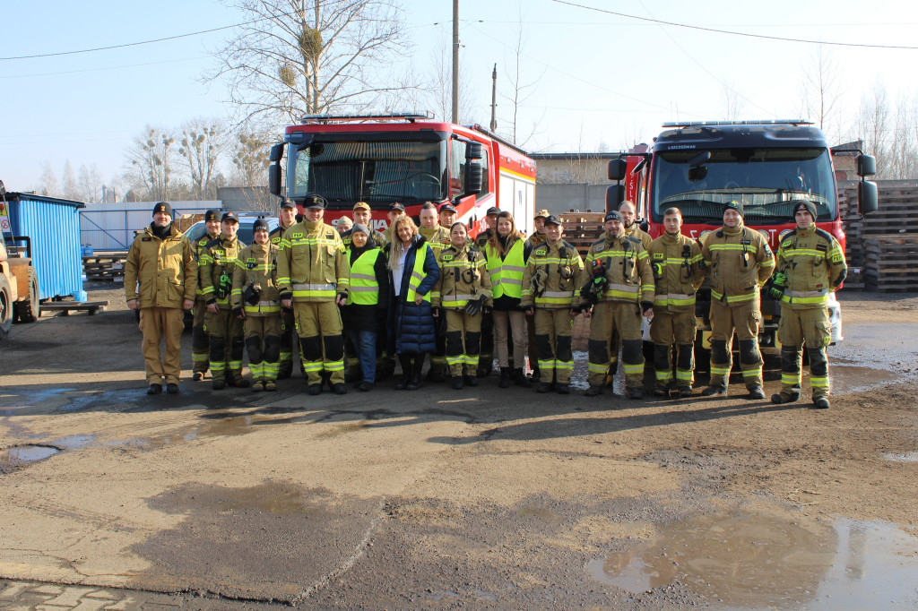 Piekary Śl. Ćwiczenia  w zakładzie Cobra Europa