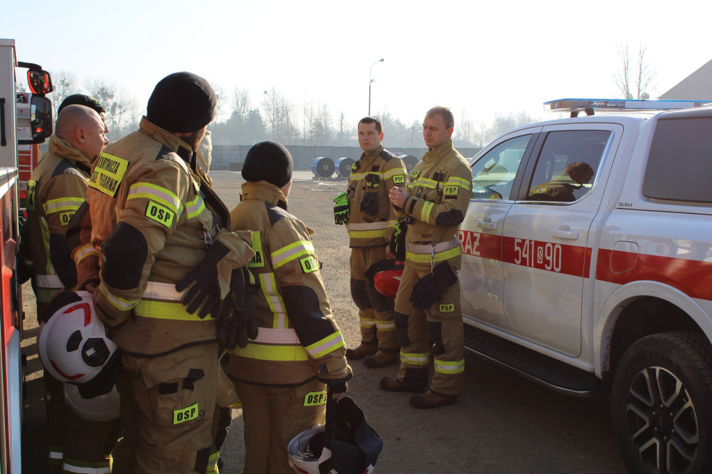 Piekary Śl. Ćwiczenia  w zakładzie Cobra Europa
