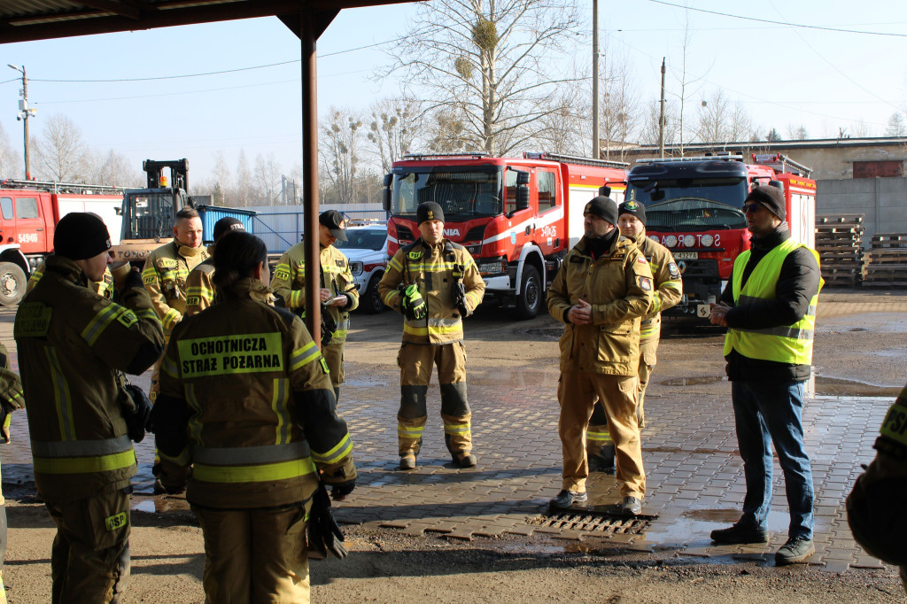 Piekary Śl. Ćwiczenia  w zakładzie Cobra Europa