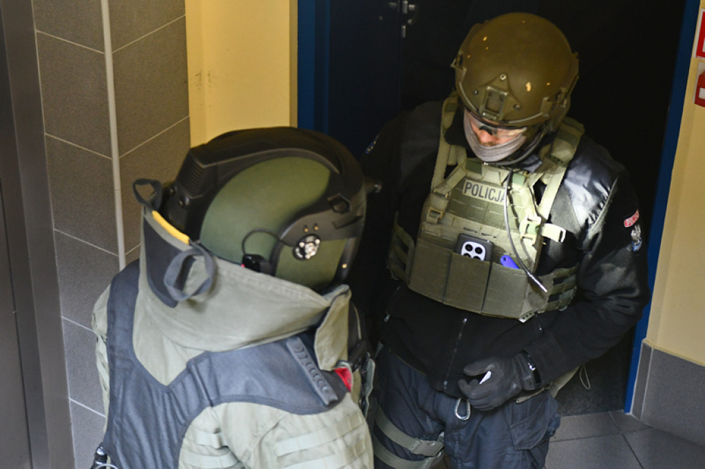 Katowice Airport. Bomba w wieży kontroli lotów