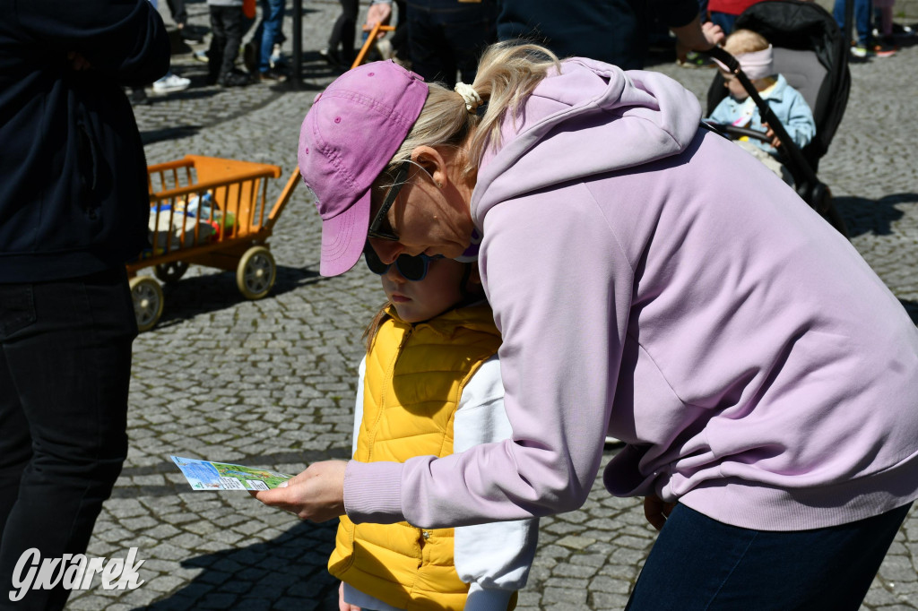 Świerklaniec. Wielkanocne szukanie jajek