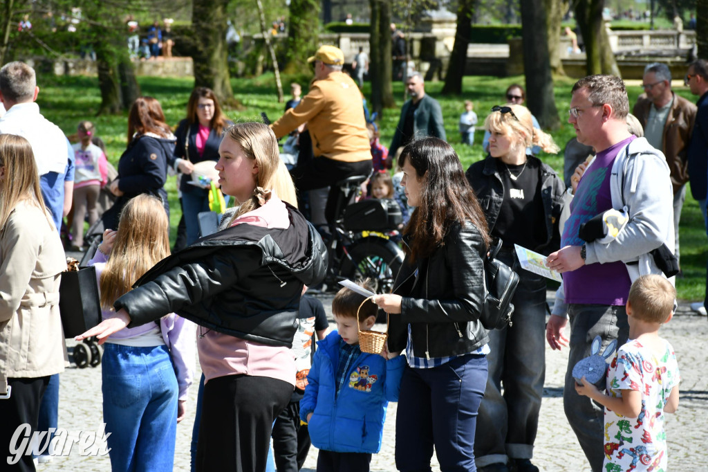 Świerklaniec. Wielkanocne szukanie jajek