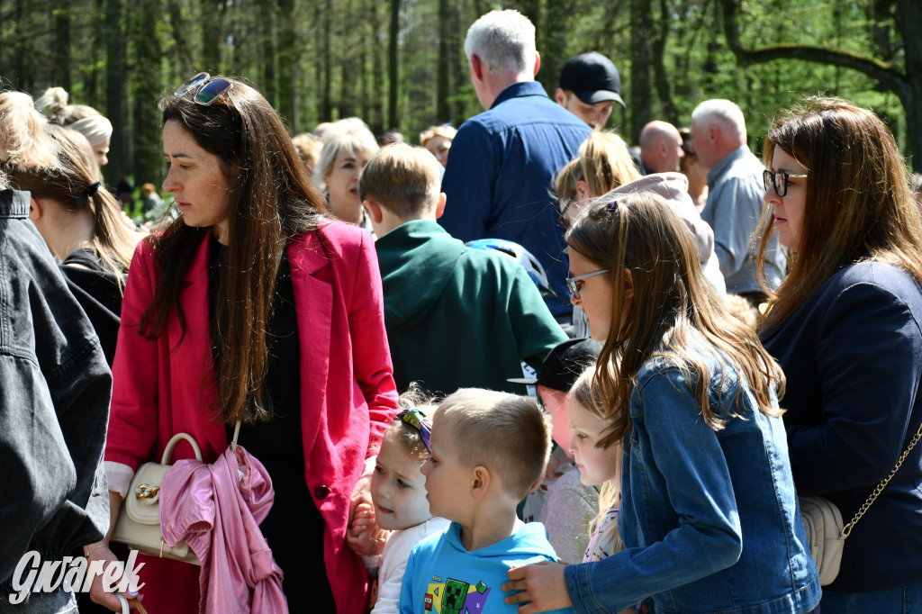 Świerklaniec. Wielkanocne szukanie jajek
