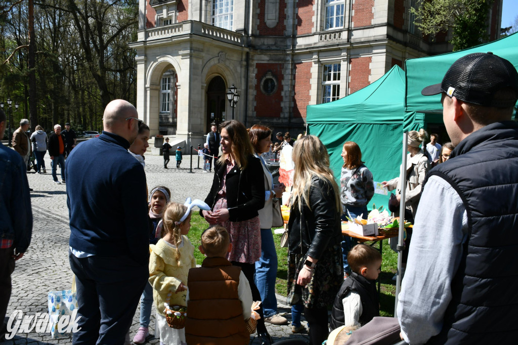 Świerklaniec. Wielkanocne szukanie jajek