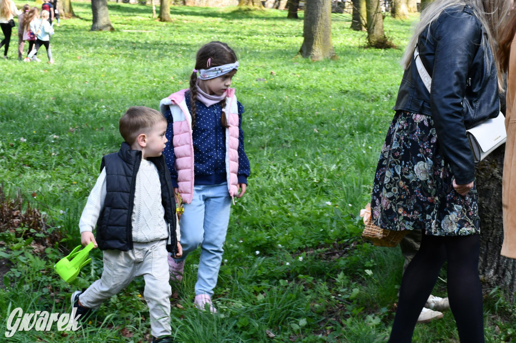Świerklaniec. Wielkanocne szukanie jajek