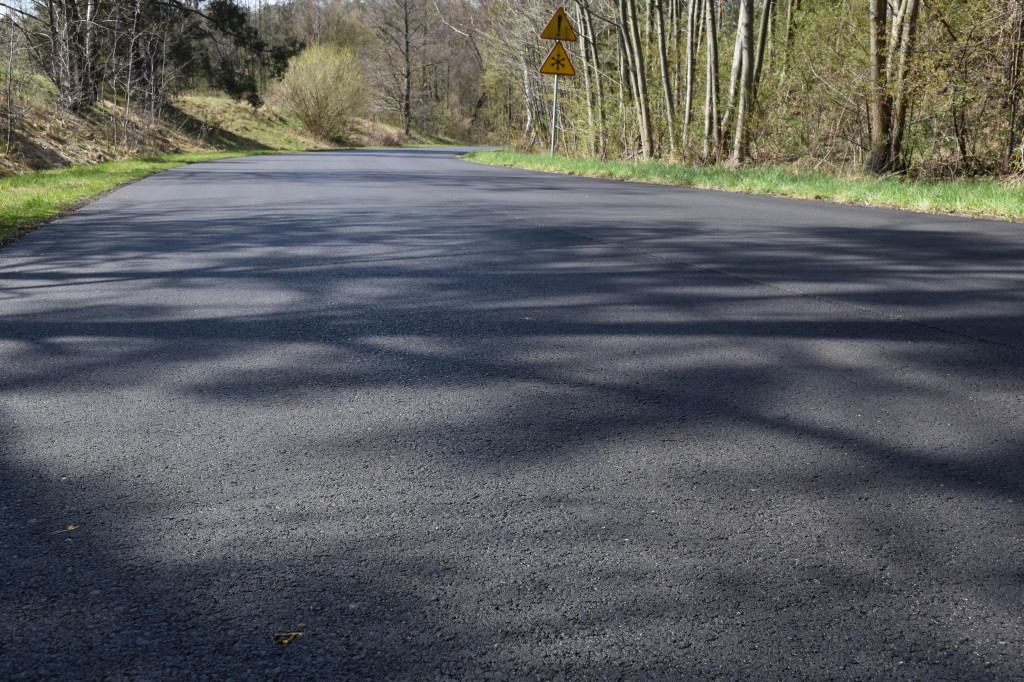 Powiat inwestuje w drogi. Remonty na dużą skalę