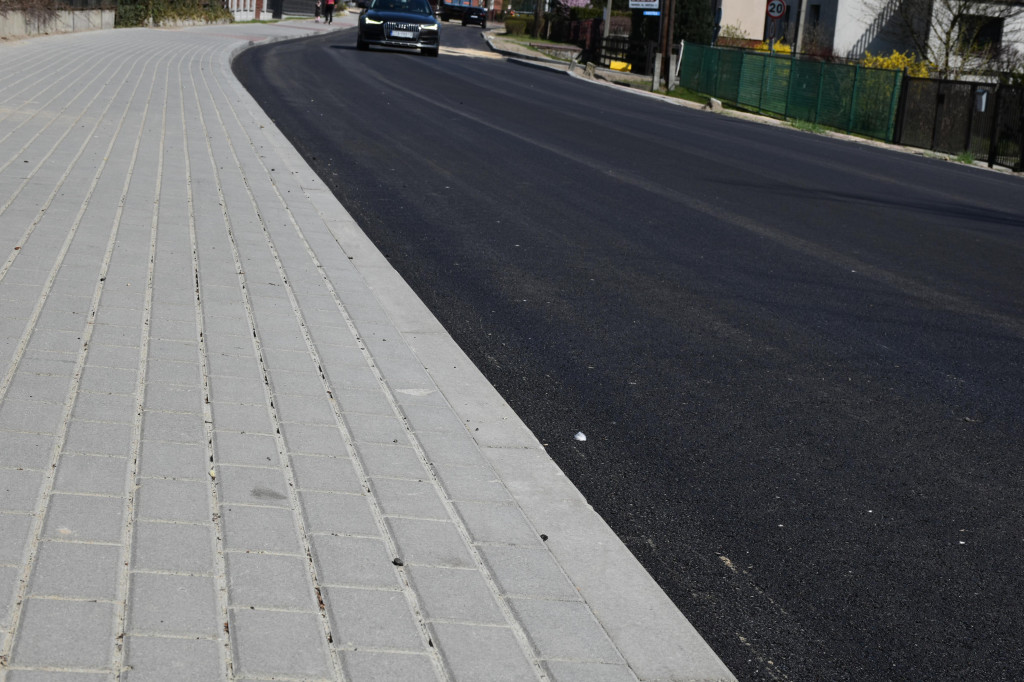 Powiat inwestuje w drogi. Remonty na dużą skalę