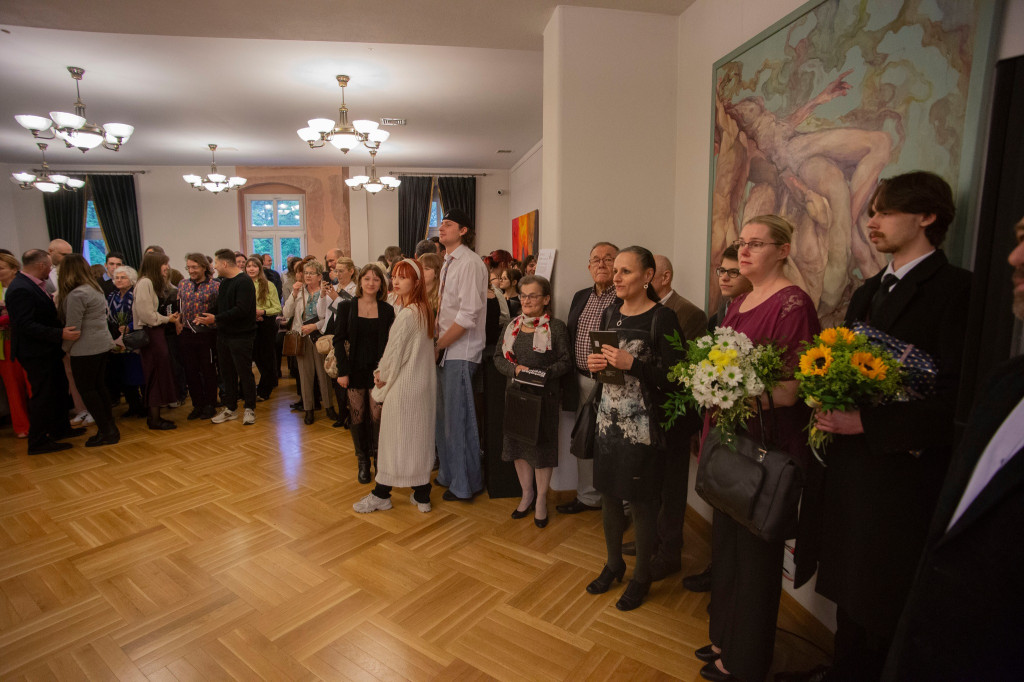 Tarnowskie Góry. Wystawa absolwentów Plastyka