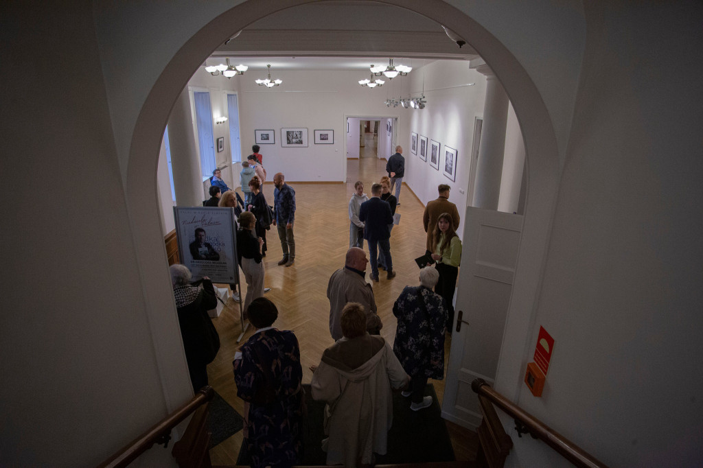 Tarnowskie Góry. Wystawa absolwentów Plastyka