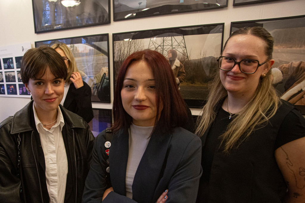 Tarnowskie Góry. Wystawa absolwentów Plastyka