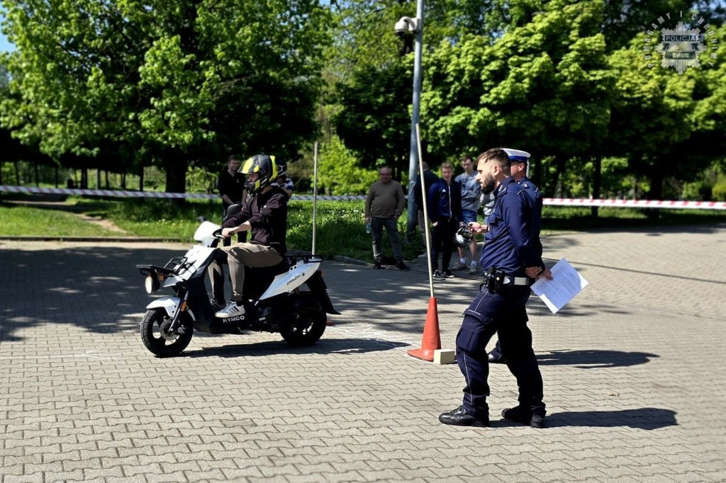 Bytom, Nakło Śl. Uczeń szkoły rolniczej na czele