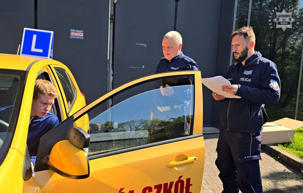 Bytom, Nakło Śl. Uczeń szkoły rolniczej na czele