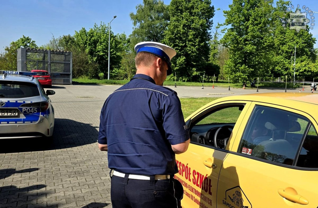 Bytom, Nakło Śl. Uczeń szkoły rolniczej na czele