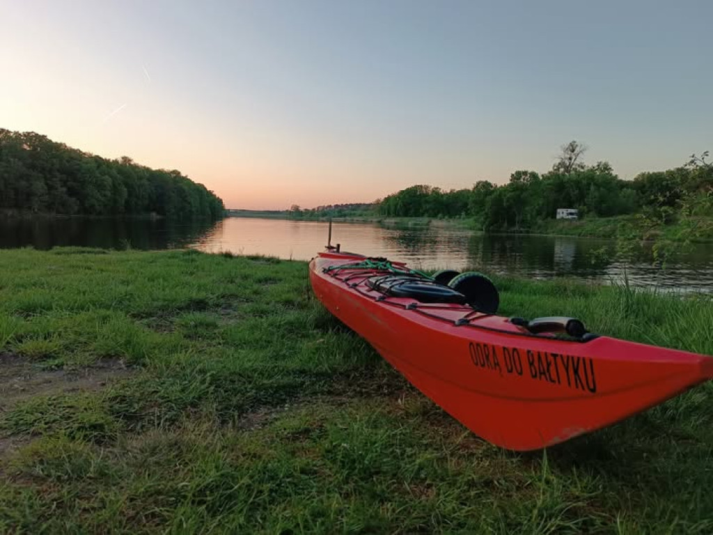 61 km wiosłowania jednego dnia, Bałtyk już bliżej