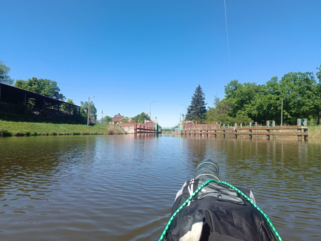 61 km wiosłowania jednego dnia, Bałtyk już bliżej
