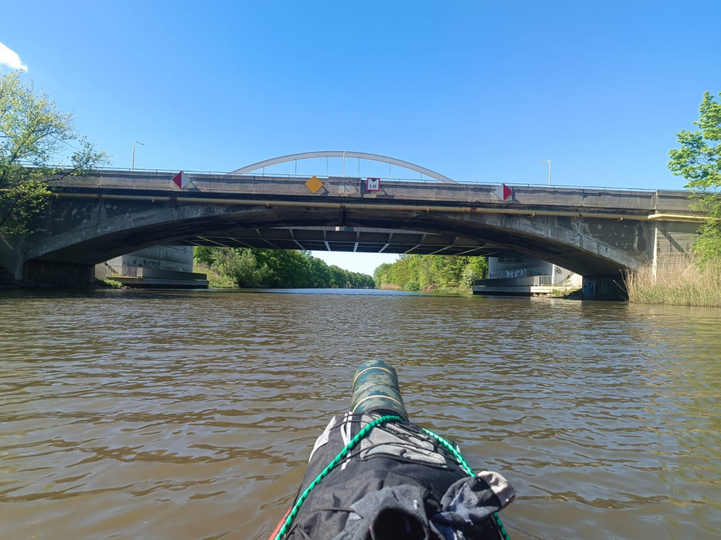 61 km wiosłowania jednego dnia, Bałtyk już bliżej