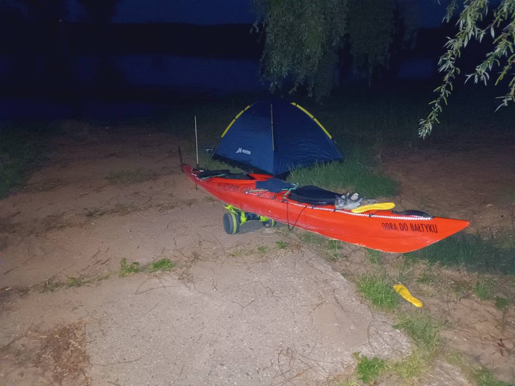 61 km wiosłowania jednego dnia, Bałtyk już bliżej