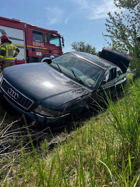 Audi wjechało w opla. W samochodach były dzieci