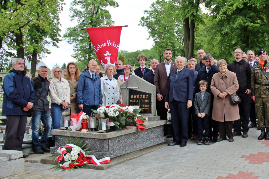 Radzionków. Oznaczyli groby